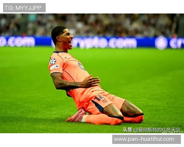 索帅：拉什福德在巴萨踢得很享受，最近我给他发了一些短信