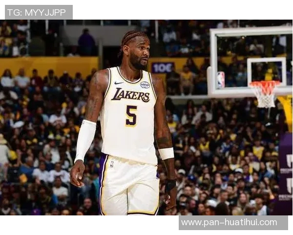 首秀11分12助！老詹传球真厉害，艾顿赛后吐露心声，他完全没料到